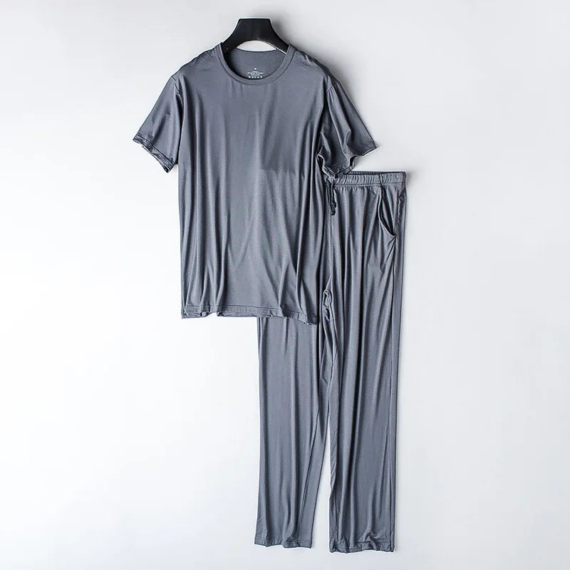 Pijama de hombre con remera de manga corta y pantalón largo