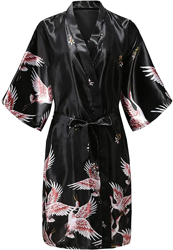 Bata de mujer de estilo kimono y acabado satinado