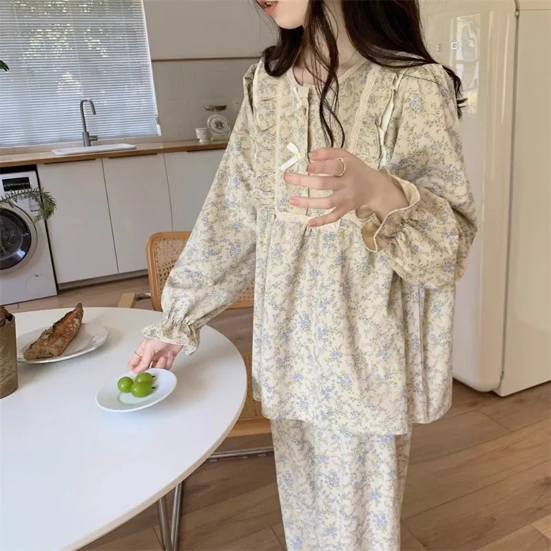 Pijama largo de mujer floral de manga larga y cuello redondo