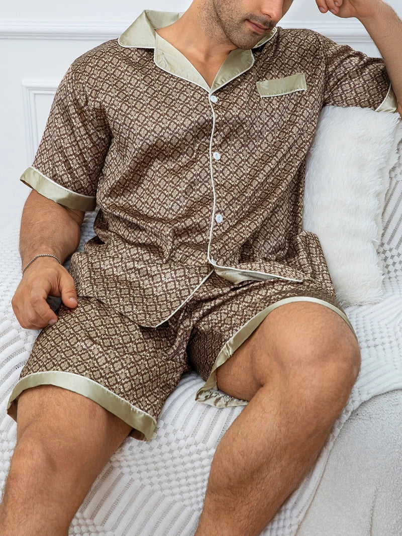 Pijama corto de hombre con estampado a cuadros