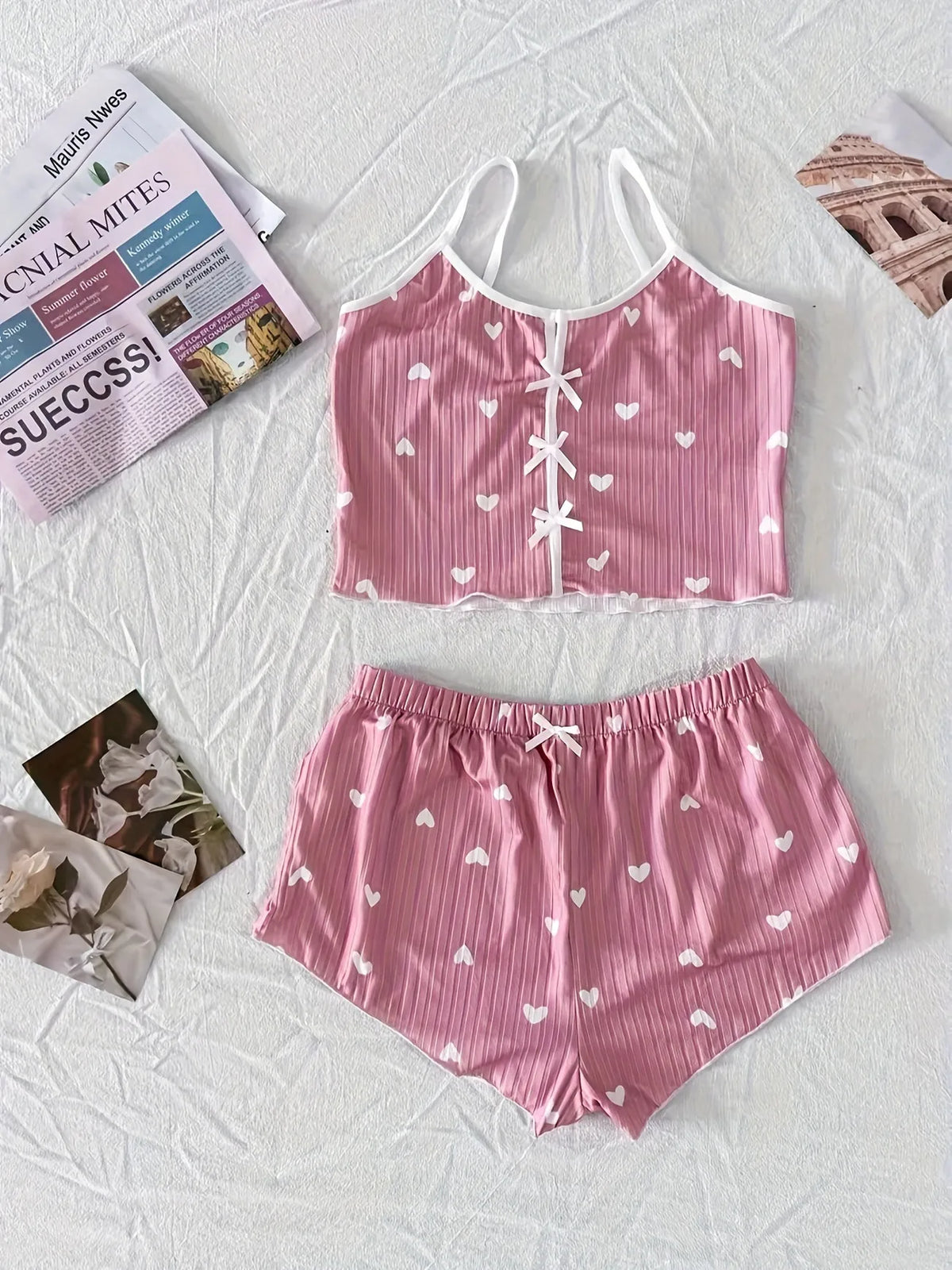 Pijama de mujer con corazones y musculosa corta con moño