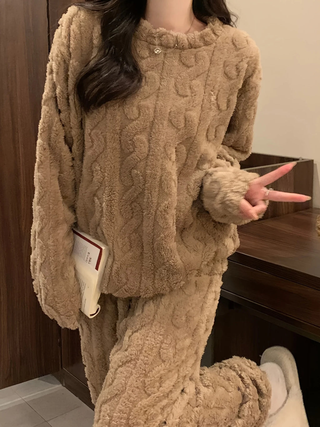 Pijama de mujer de polar grueso con textura jacquard