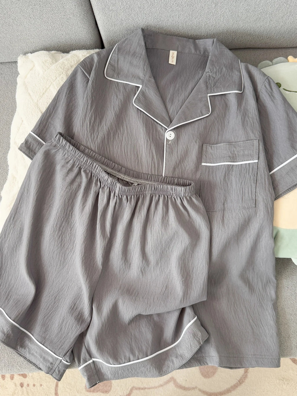 Pijama corto de hombre liso con camisa de solapas