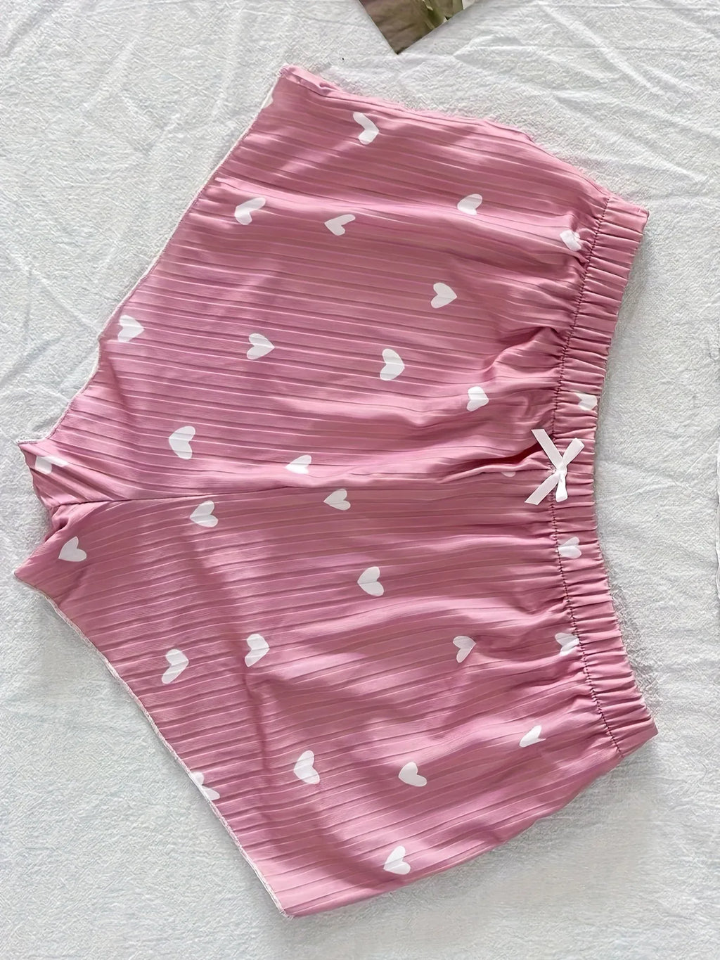 Pijama de mujer con corazones y musculosa corta con moño