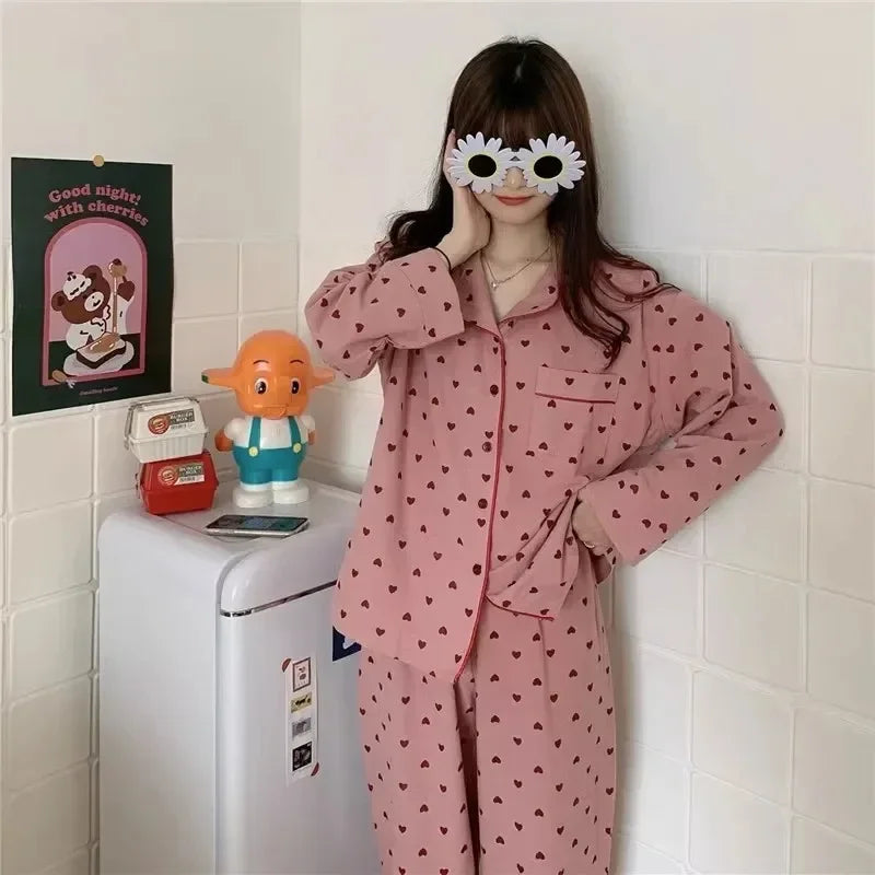 Pijama largo de mujer estampado con cuello redondo
