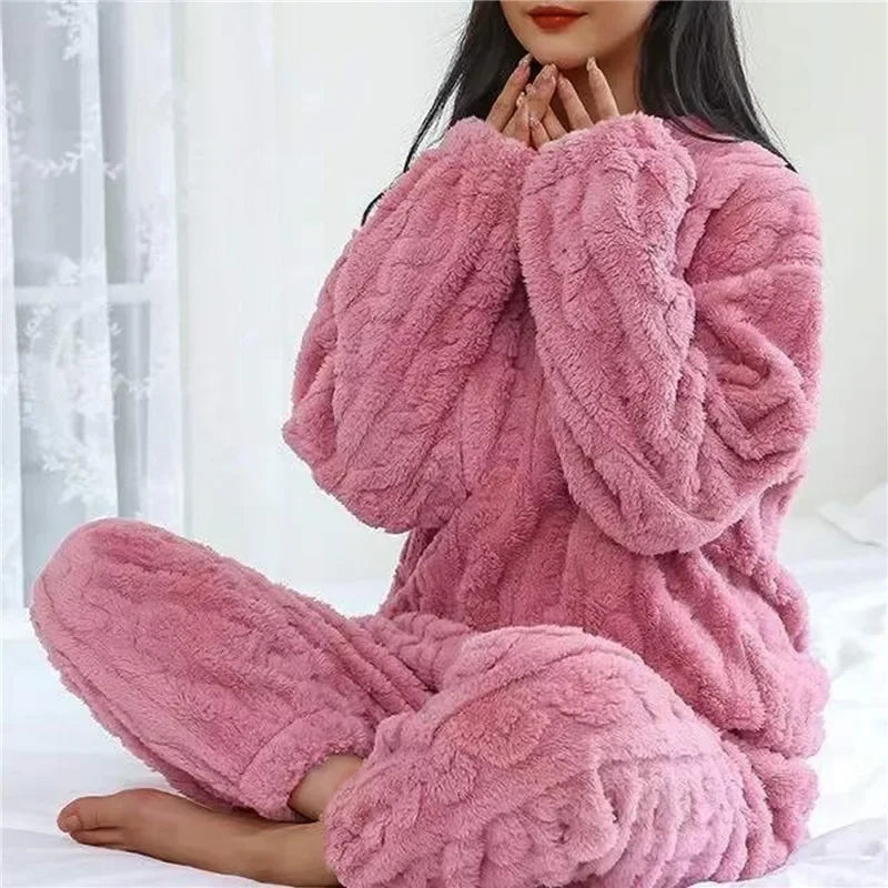 Pijama de mujer de polar grueso con textura jacquard