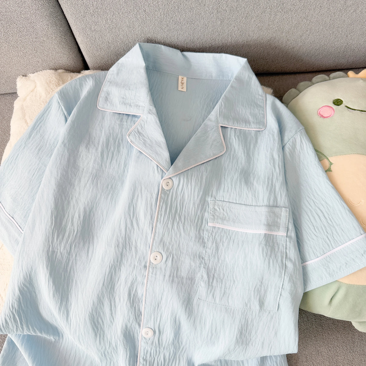 Pijama corto de hombre liso con camisa de solapas