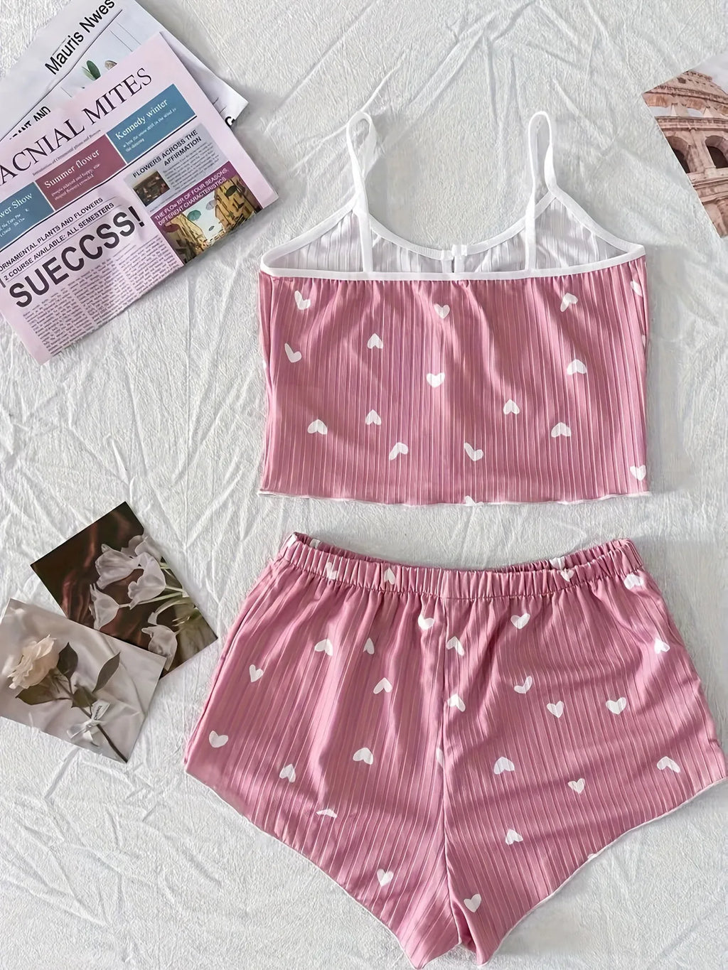 Pijama de mujer con corazones y musculosa corta con moño