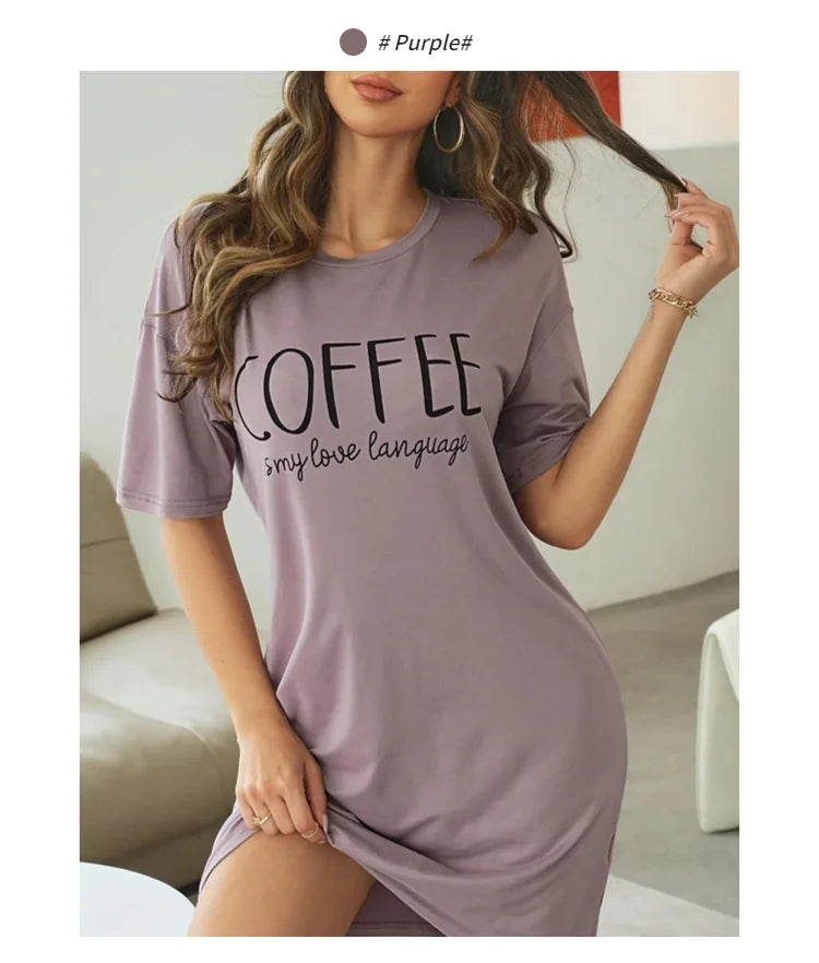 Camisón corto estampado de mujer con cuello redondo