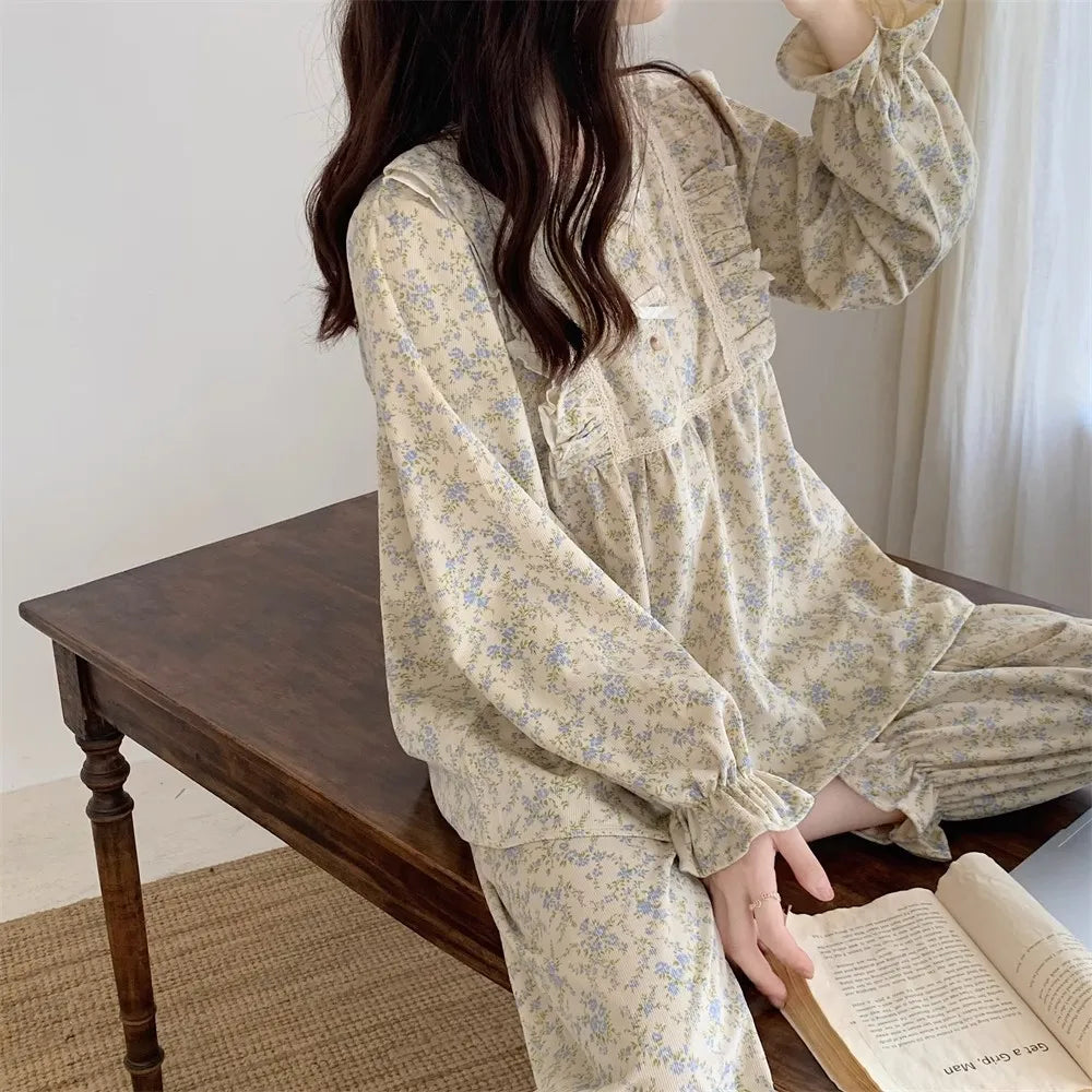 Pijama largo de mujer floral de manga larga y cuello redondo