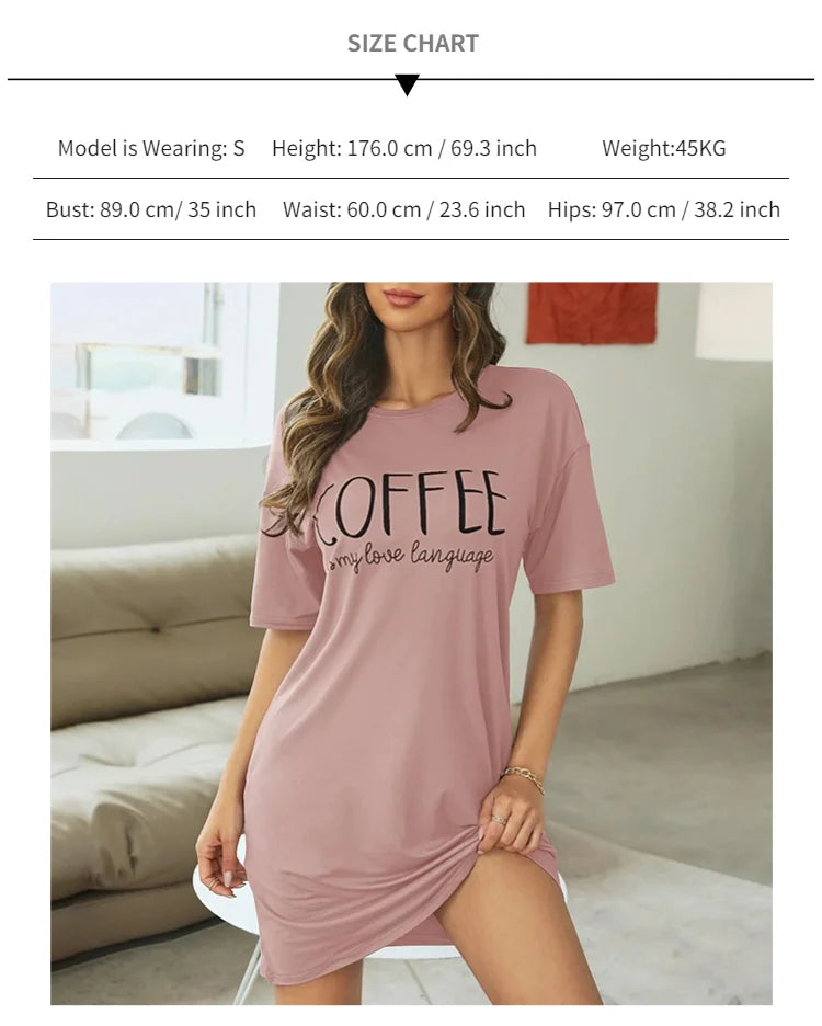 Camisón corto estampado de mujer con cuello redondo