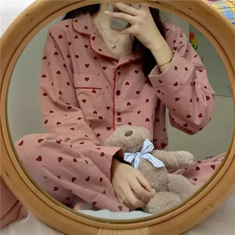 Pijama largo de mujer estampado con cuello redondo