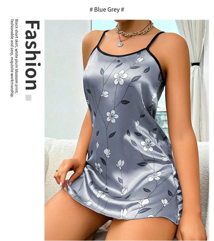 Camisón corto satinado con breteles regulables y estampados