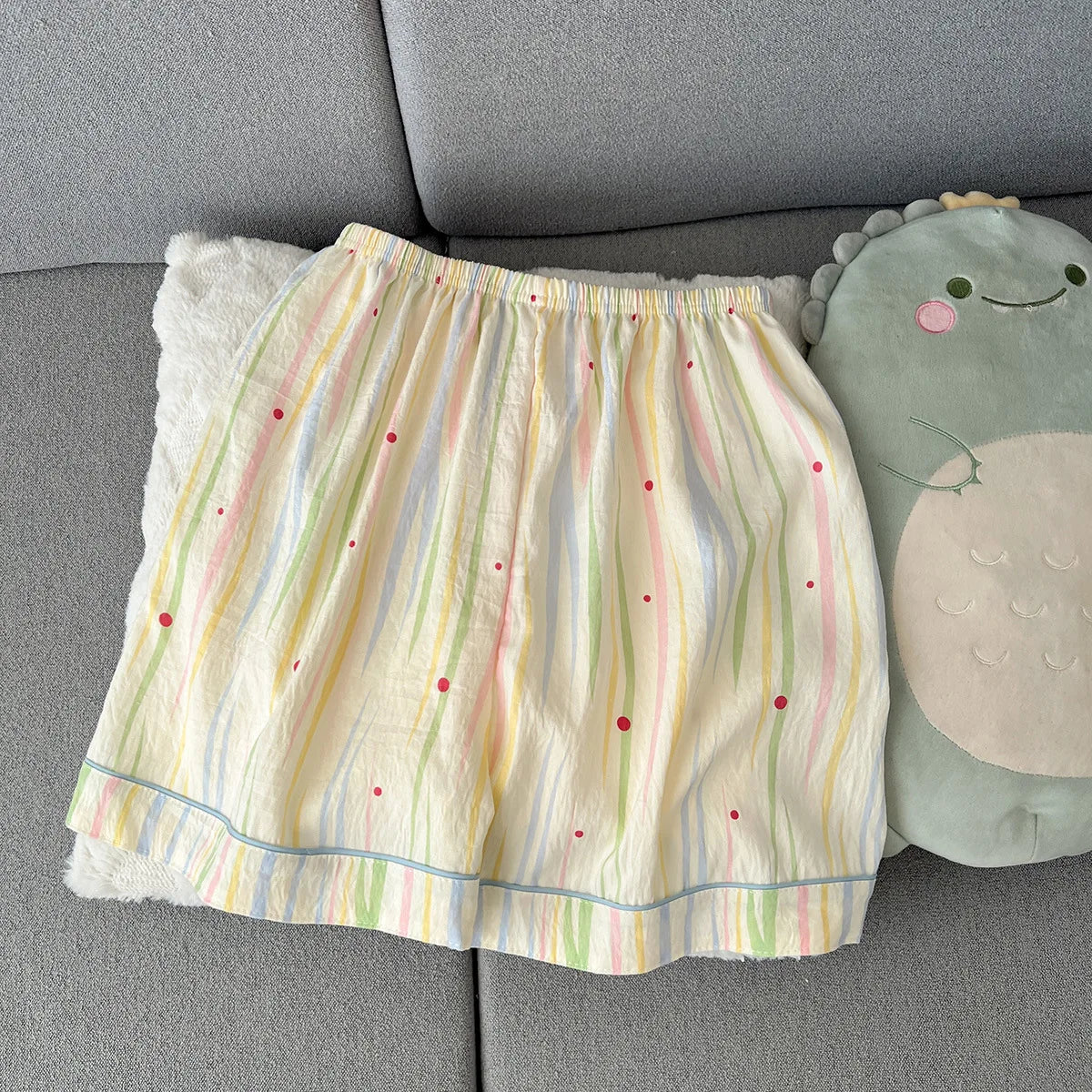 Pijama corto de mujer estampado con cuello de solapas