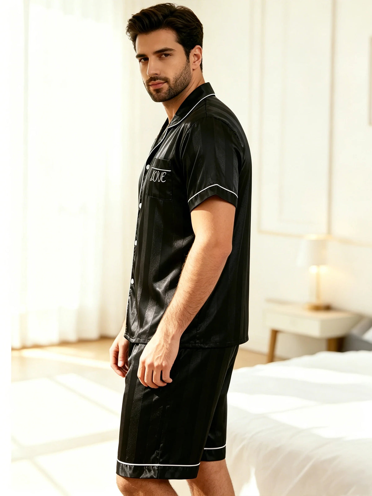 Pijama corto camisero de hombre a rayas