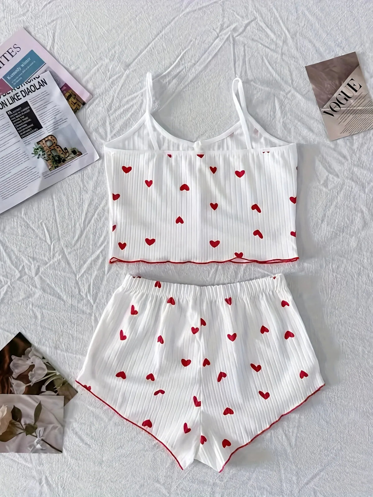 Pijama de mujer con corazones y musculosa corta con moño