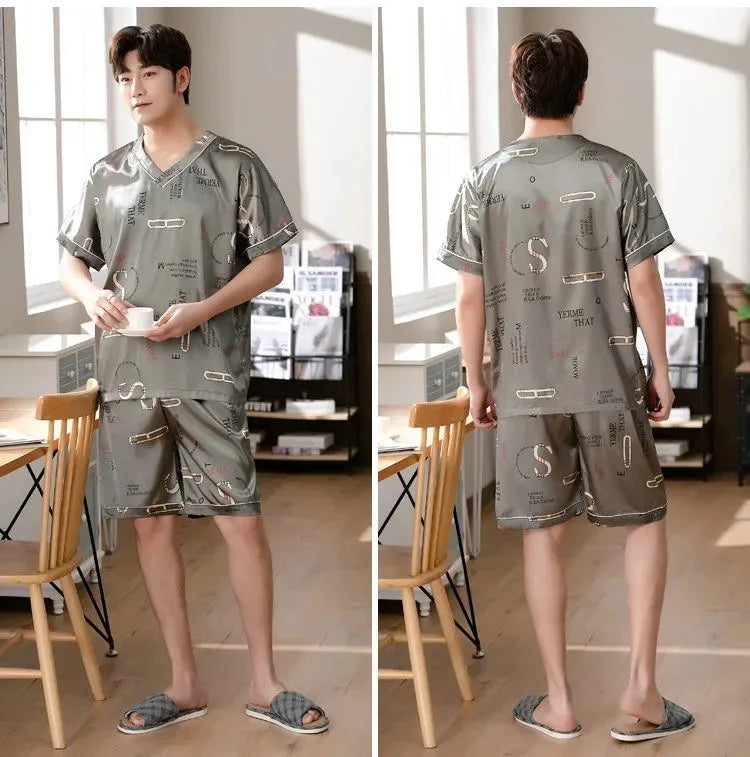 Pijama corto de hombre con escote en V y botones