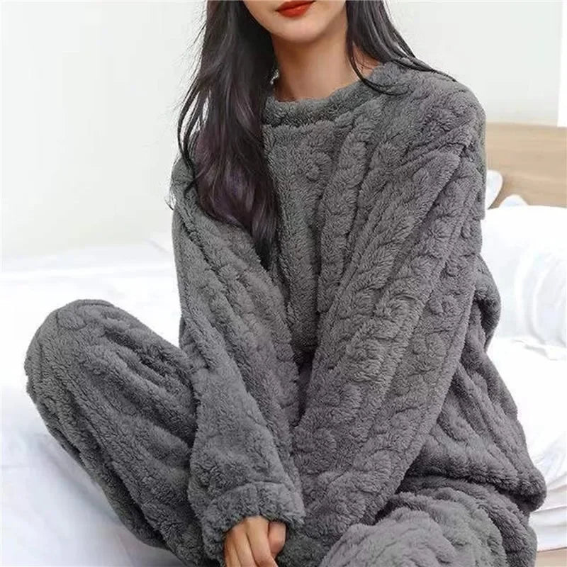 Pijama de mujer de polar grueso con textura jacquard